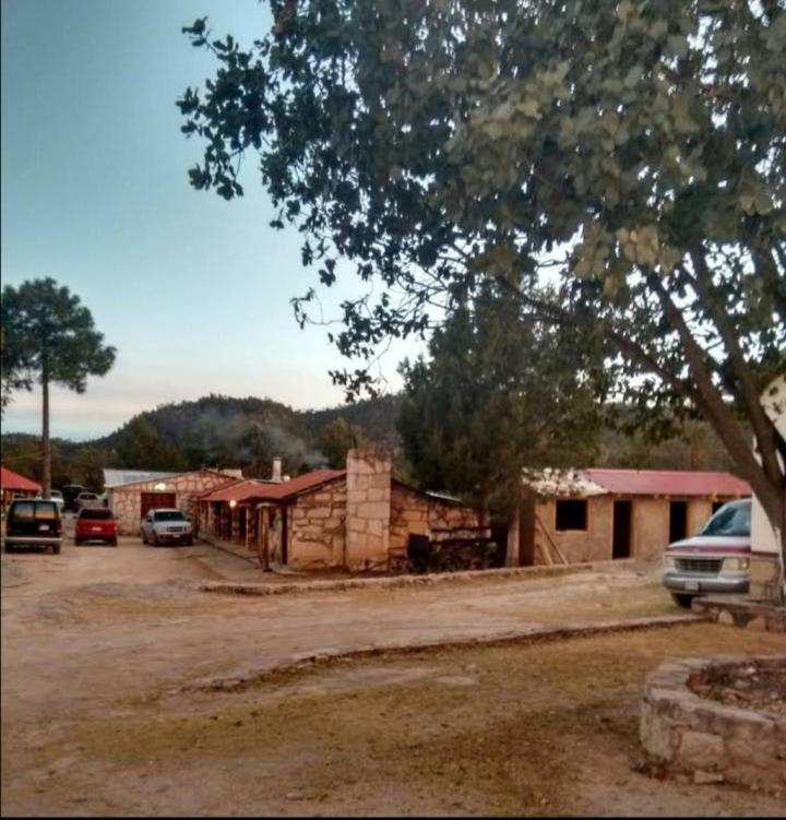 Hotel Cabañas De Lolita En Barrancas del cobre Areponapuchi Exterior foto